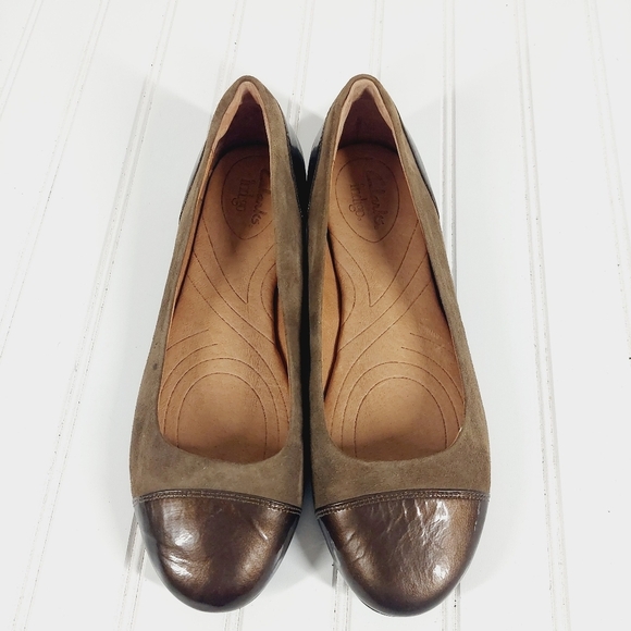 Clarks Indigo Leather Slip On Ballet Flats A668 - Picture 1 of 13